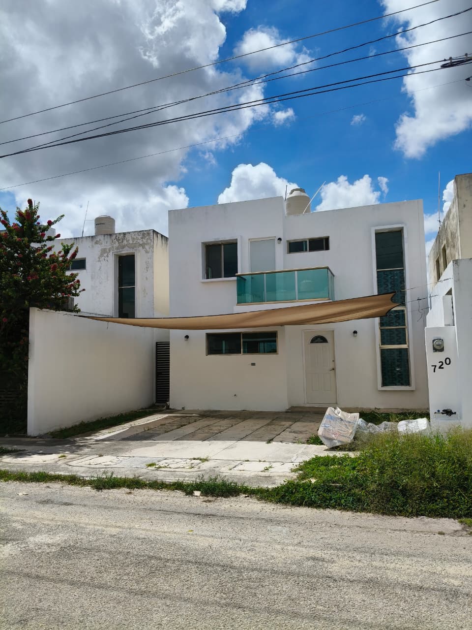 Three Bedroom Two Bath In Real Montejo