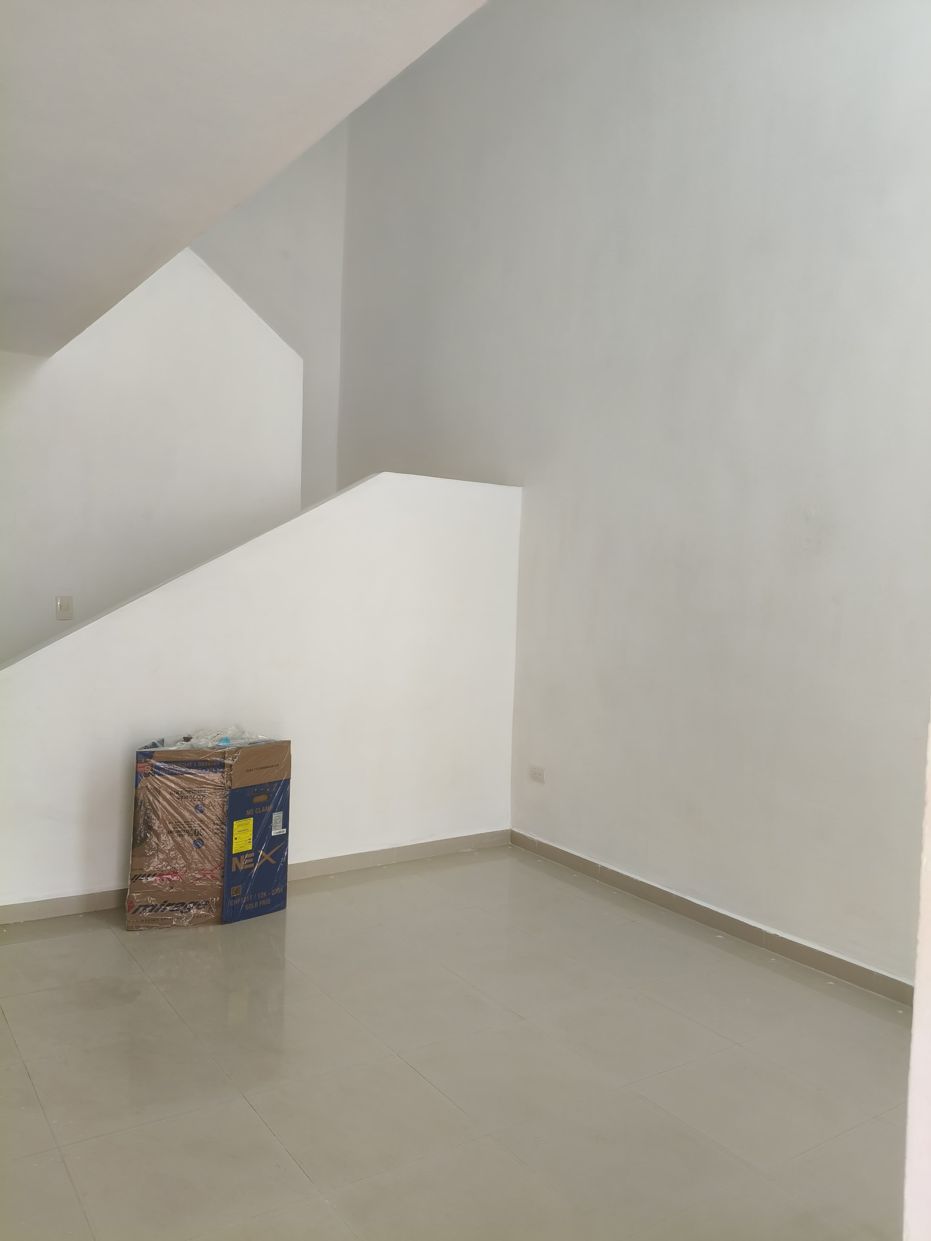 Tres Habitaciones Y Dos Baños En Real Montejo