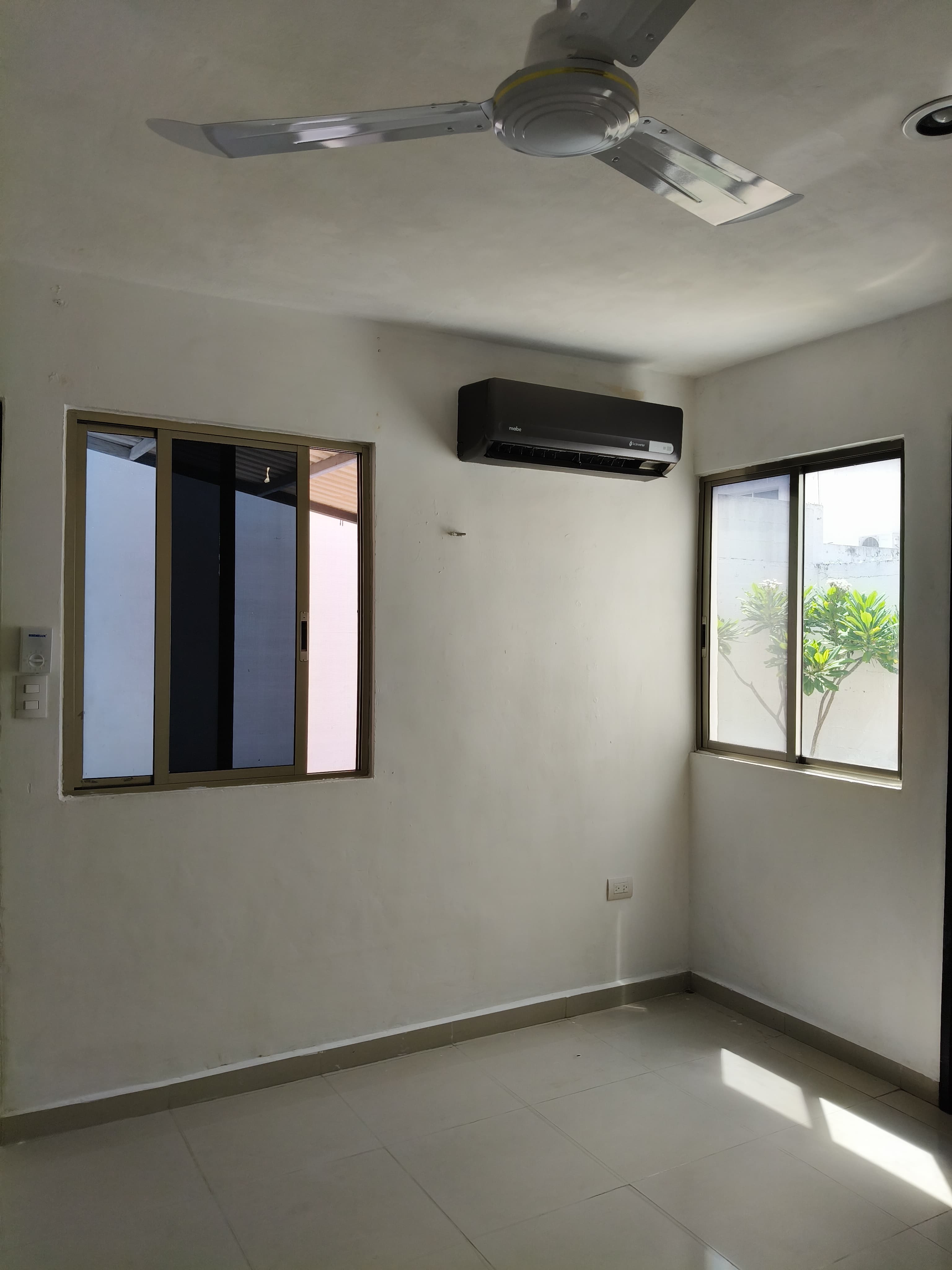 Three Bedroom Two Bath In Real Montejo