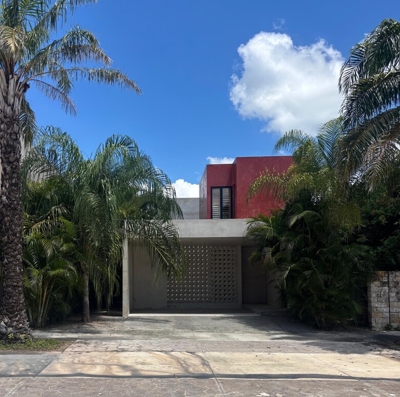 Hermosa Casa con Piscina en Paseo Country