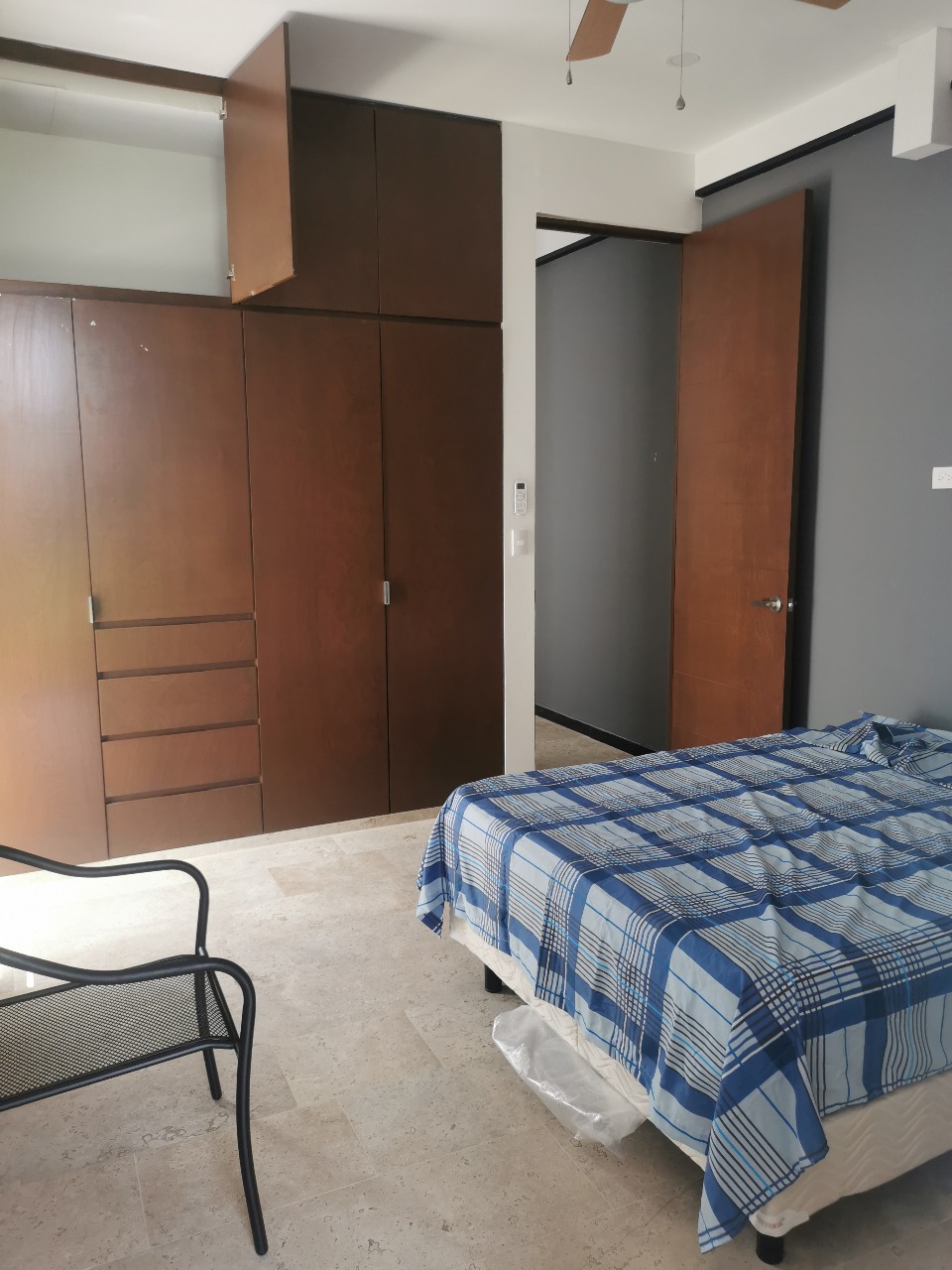 Furnished with 2 Bedrooms and 2 bathrooms