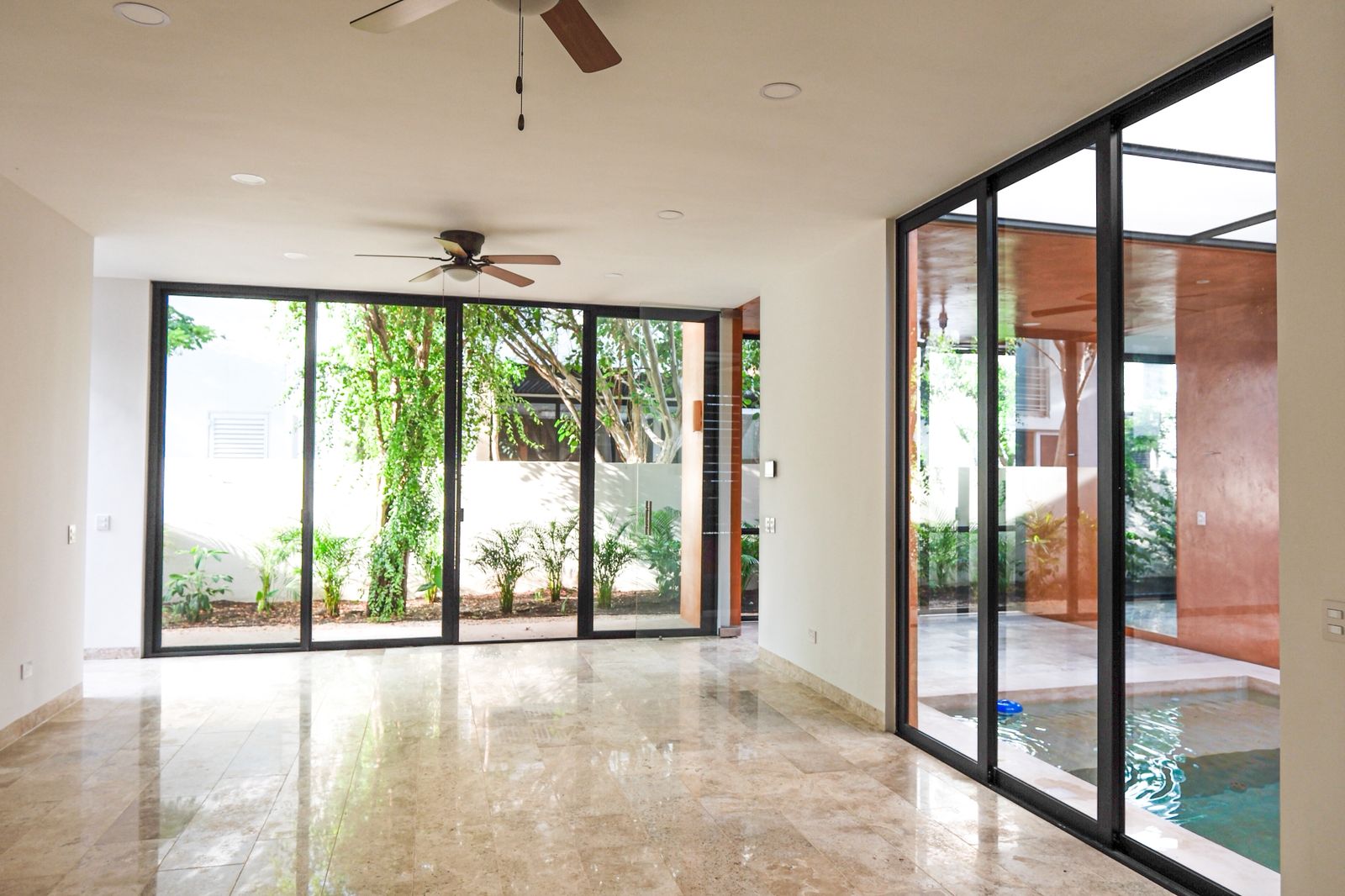 Modern and new, Yucatán Country Club