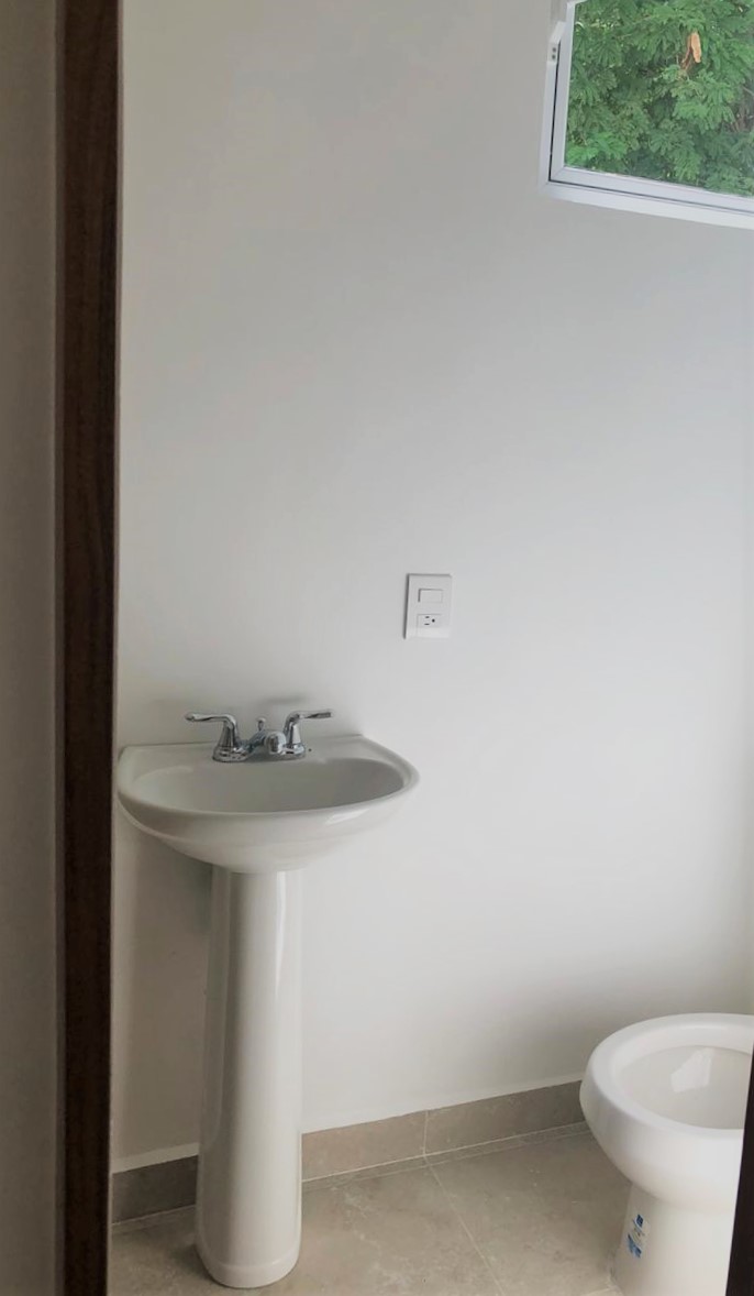 Modern and with swimming pool, Yucatan Country Club