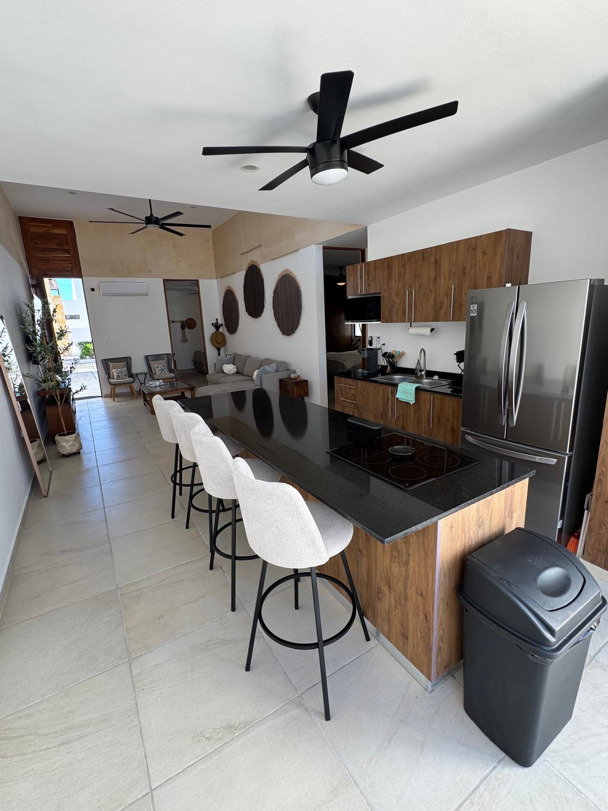 Charming 3-Bedroom Home for Rent in Beautiful Chelem, Puerto Lindo!