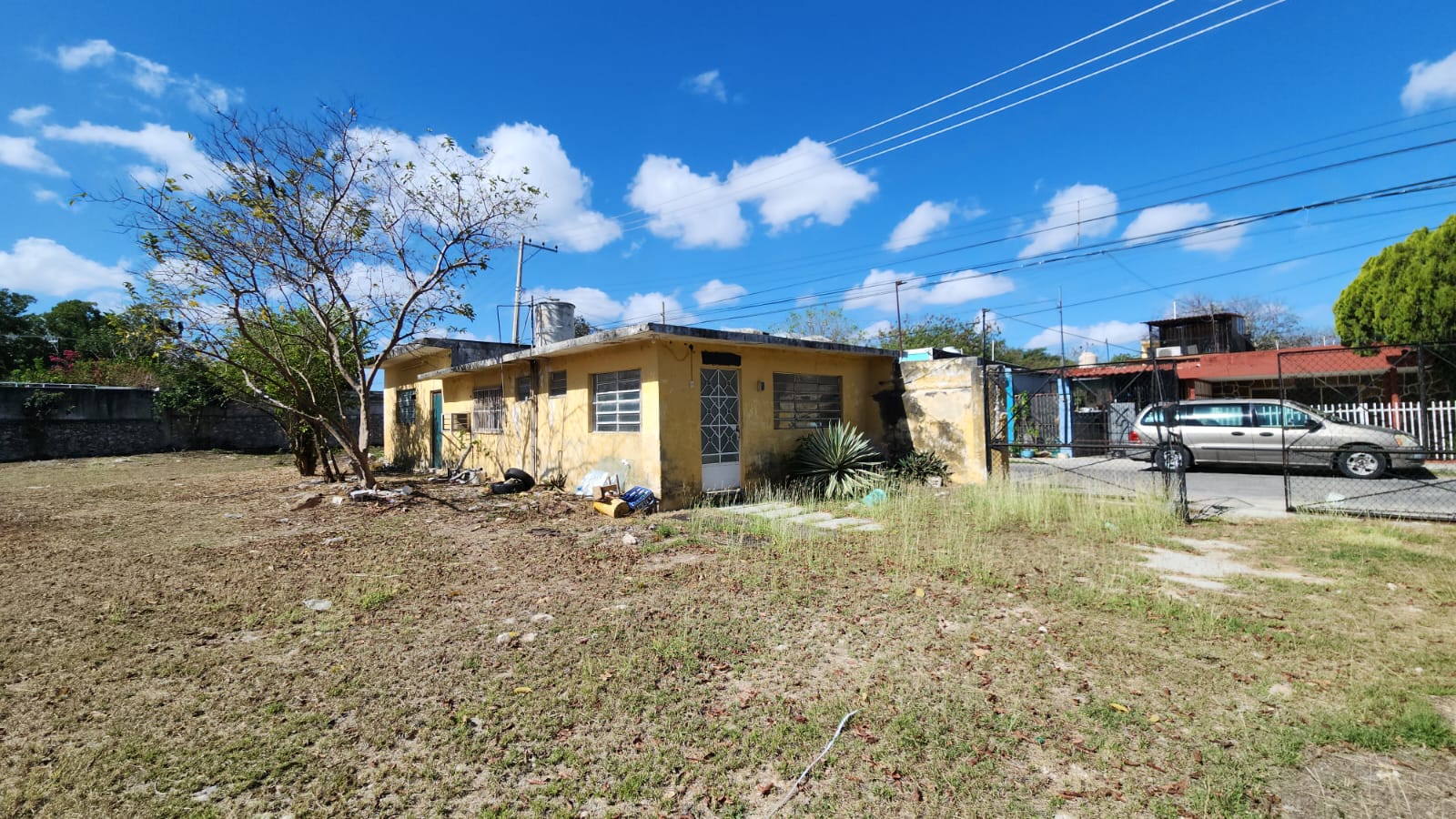 5,000 sq m. in Centro!