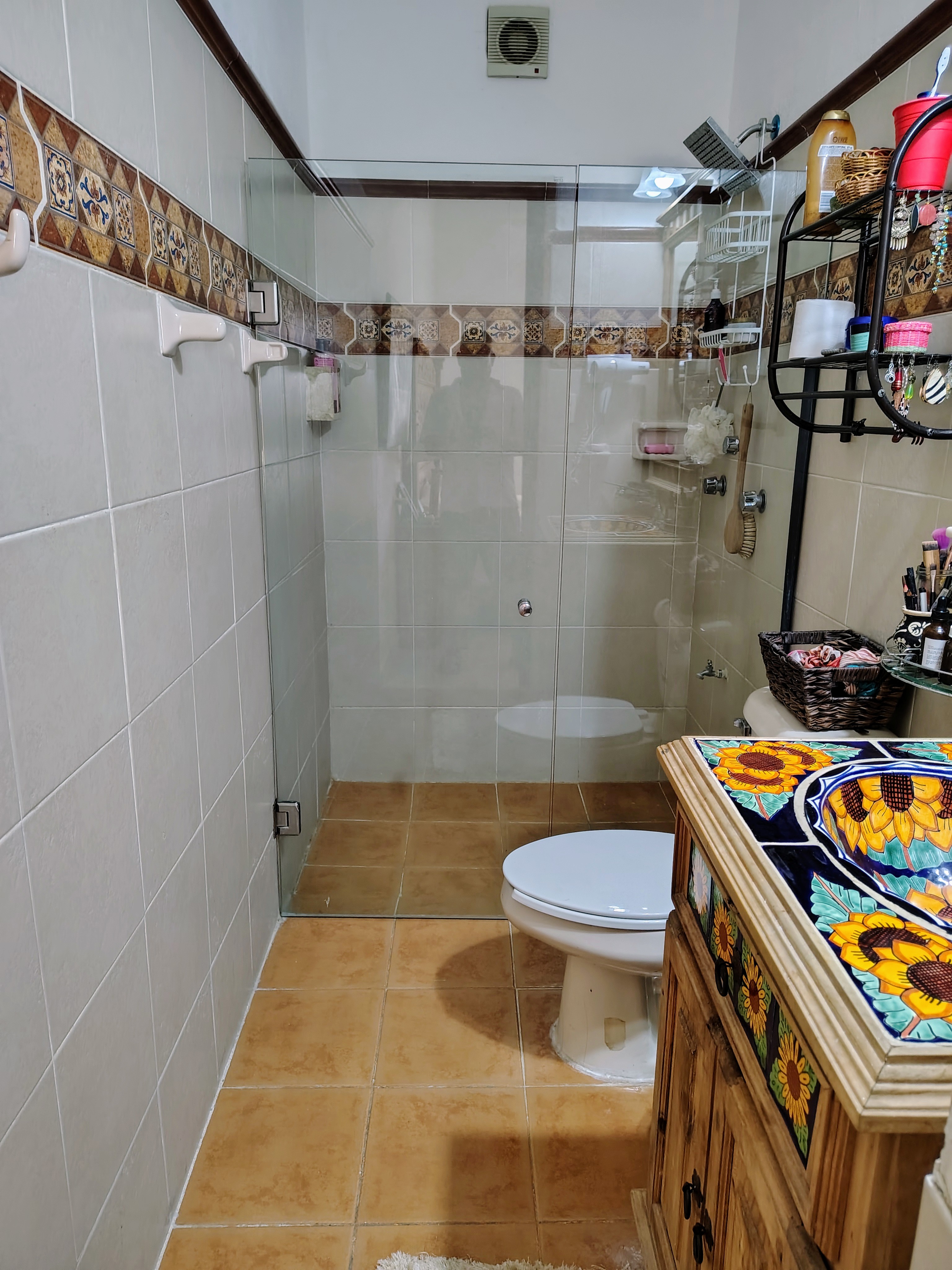 Hermosa Casa de 2 Dormitorios con Impresionante Piscina en Santiago