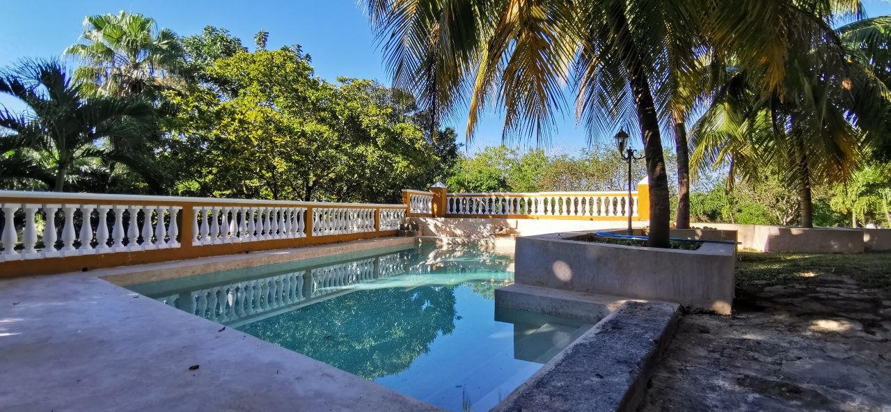 Private Posh Posada
