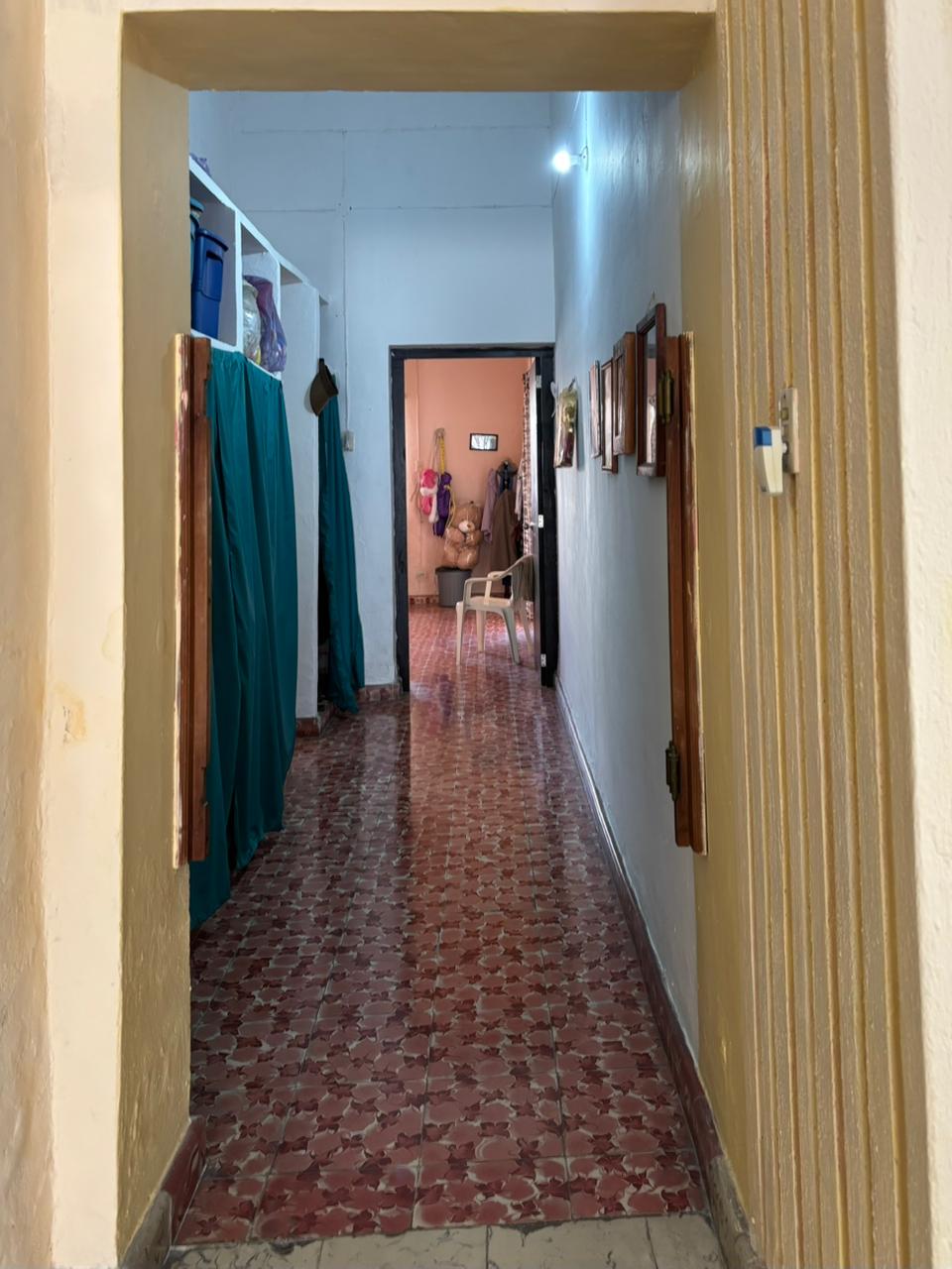 With garage near the Mercado Chembech