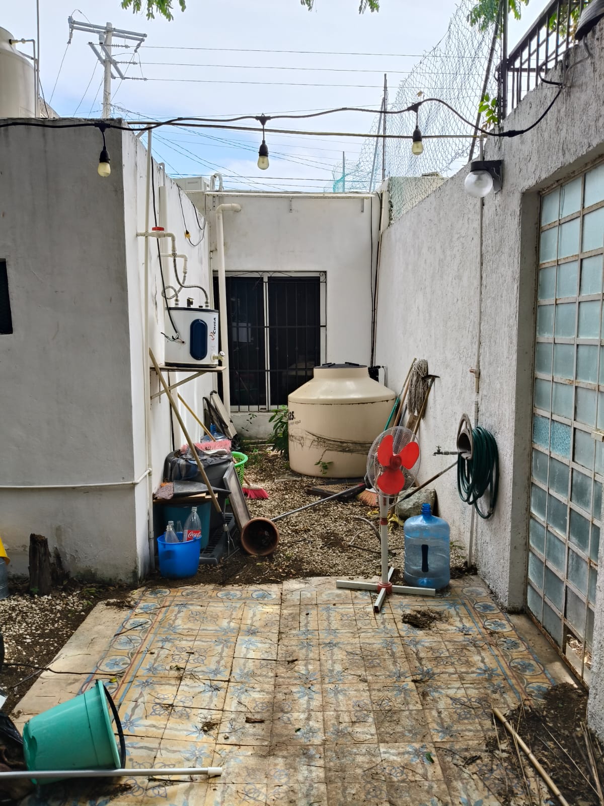 Fully furnished one-story home in La Petronila (Downtown)
