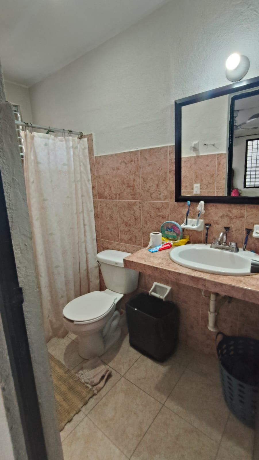 Four bedrooms and an Apartment