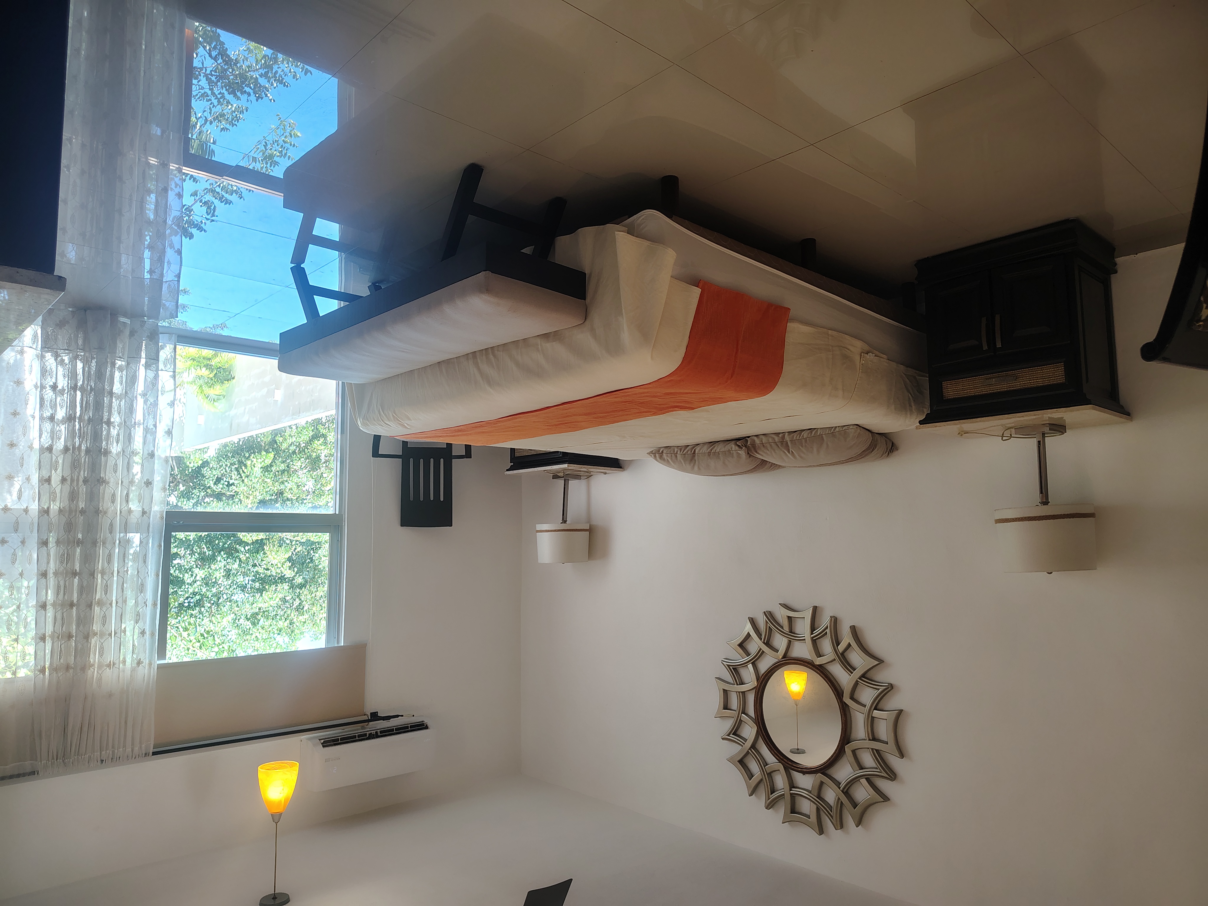 Exquisita residencia amueblada con acabados de lujo en un lote doble en Bosques de Conkal