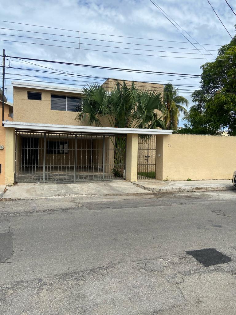 Amplia y con piscina en Loma Bonita