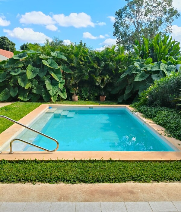 Casa remodelada y amueblada en la García Ginerés