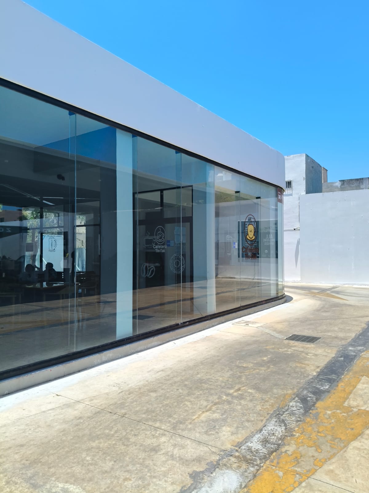 Small Place behind the Galerías Mérida